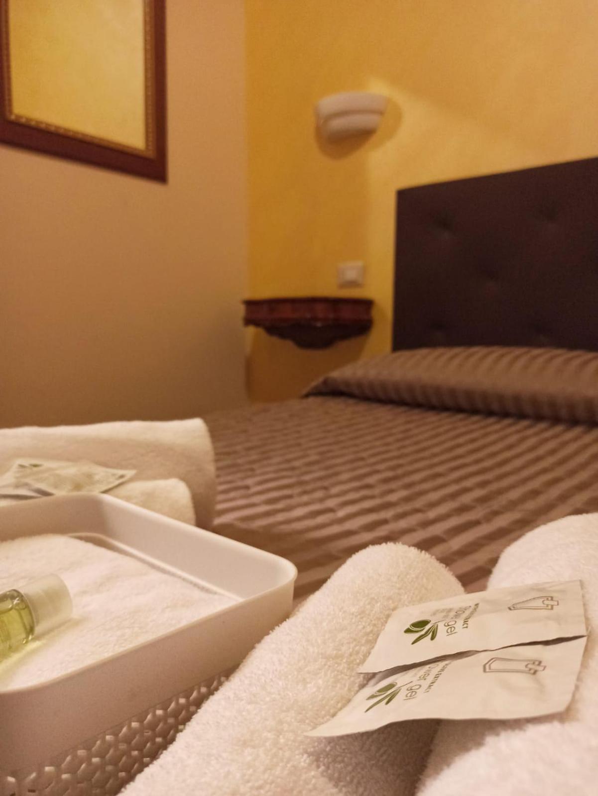 Bed and Breakfast Domina Popolo Rom Exterior foto